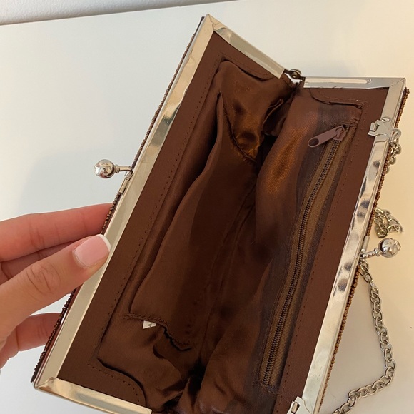 VINTAGE CLUTCH - Picture 4 of 7